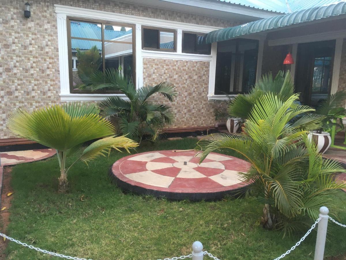 Dodoma Siesta Inn Esterno foto