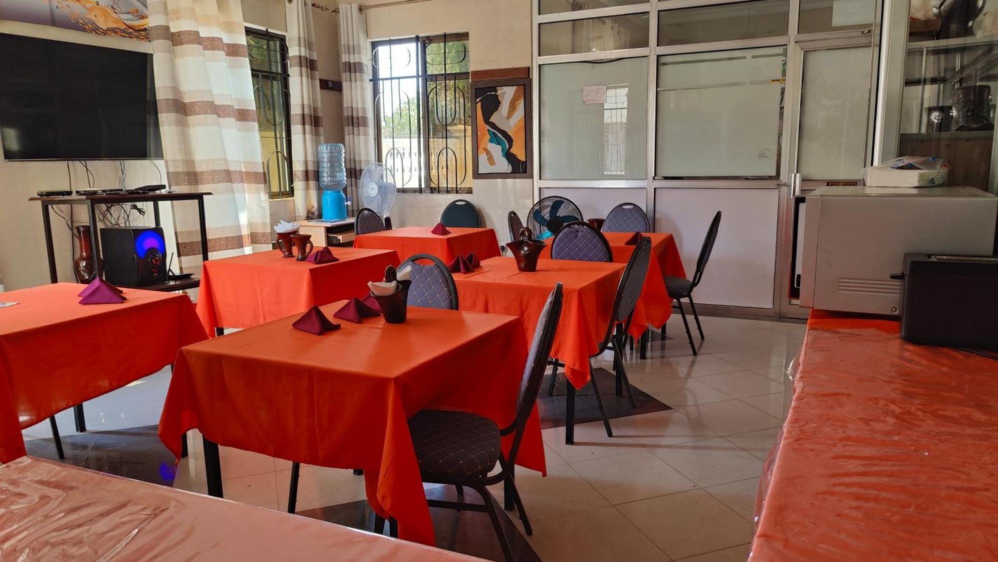Dodoma Siesta Inn Esterno foto